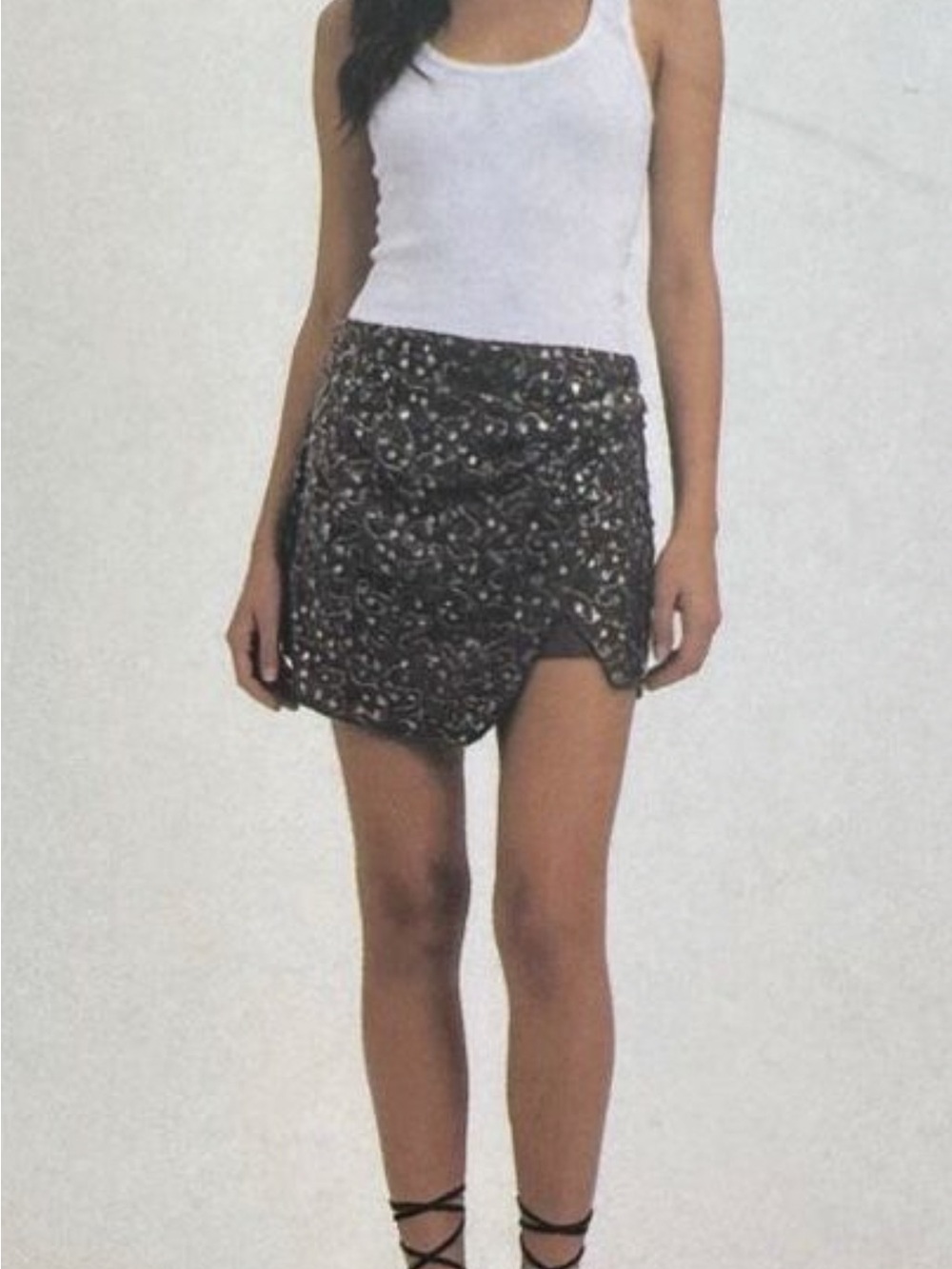 NWT Emerson Lang
Young Contemporary Floral Embroidered Brown Mini Skirts size S